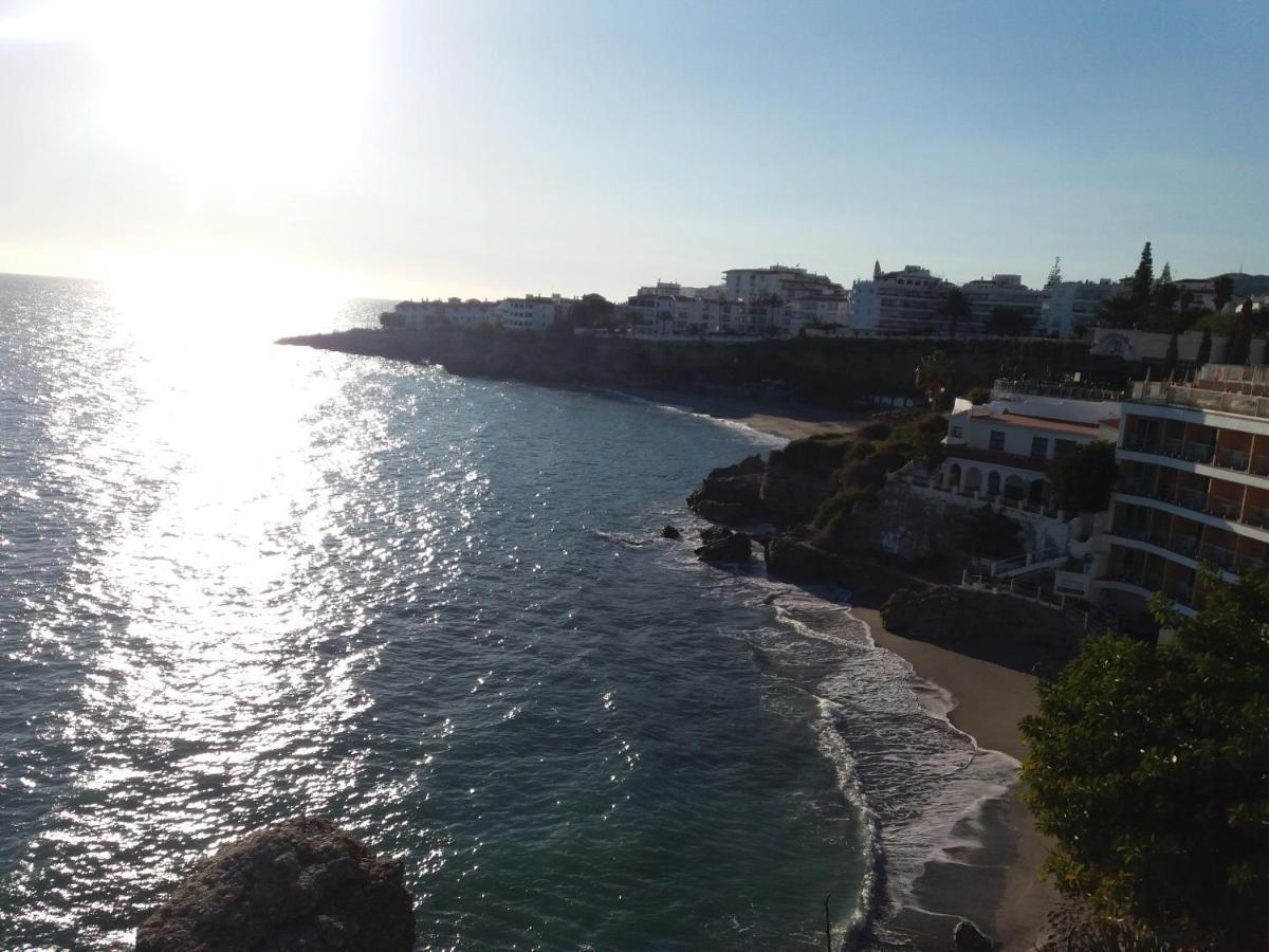 Playa Torrecilla Piscina Centro 2 Habitaciones Nerja Exteriör bild