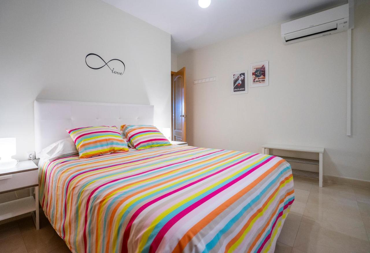 Playa Torrecilla Piscina Centro 2 Habitaciones Nerja Exteriör bild