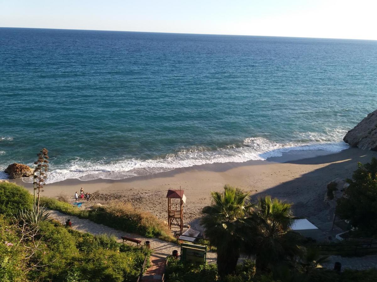 Playa Torrecilla Piscina Centro 2 Habitaciones Nerja Exteriör bild